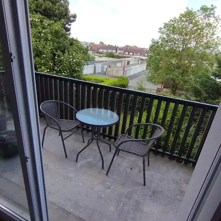 Entier 2 Pieces Avec Balcon *